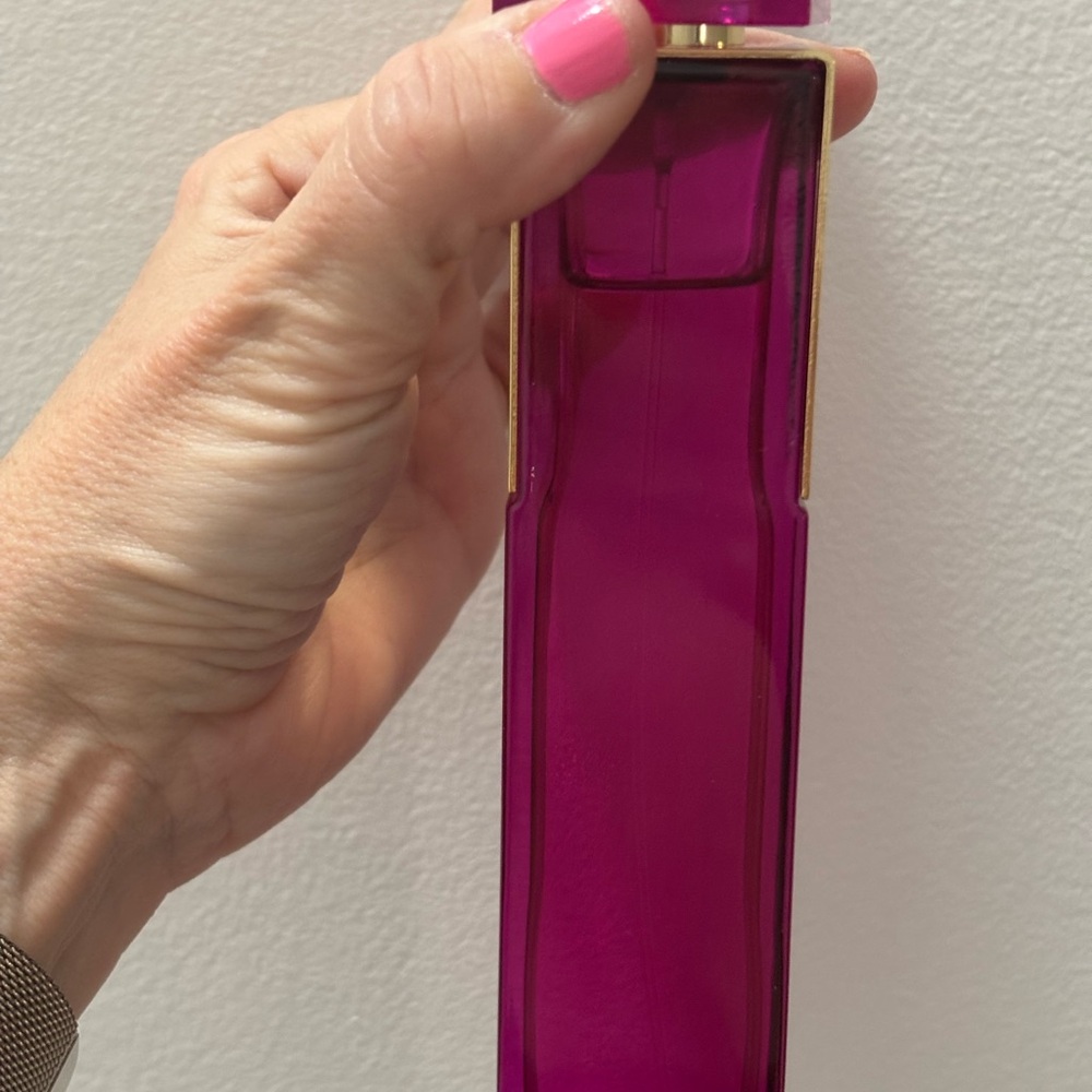 Yves Saint Laurent Elle in Purple and Gold - Picture 4 of 6